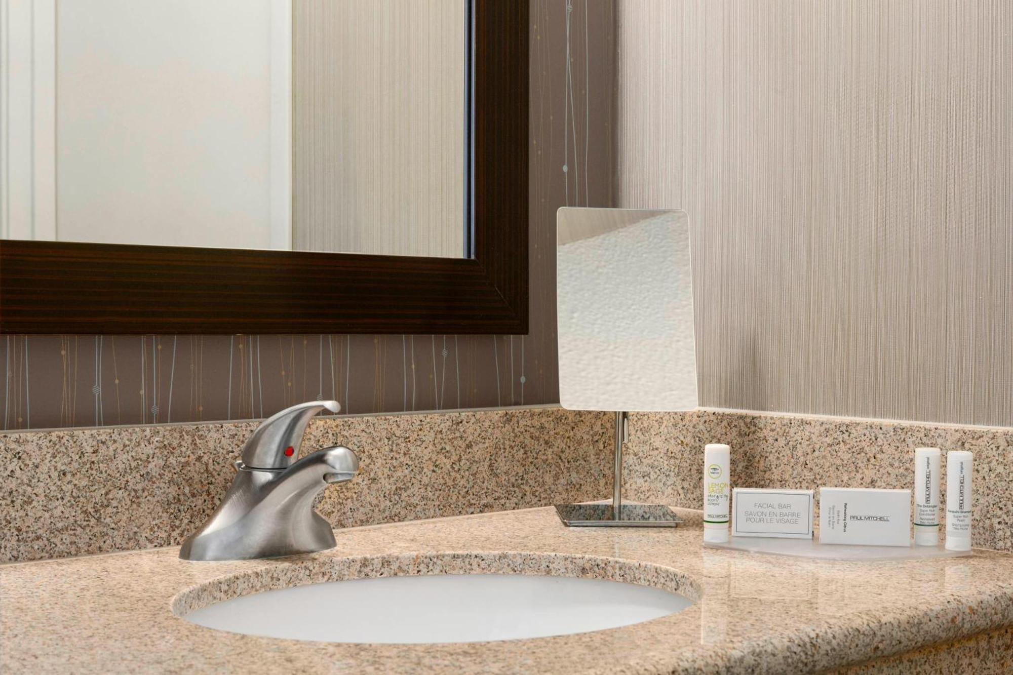 Hotel Courtyard By Marriott Springfield Extérieur photo