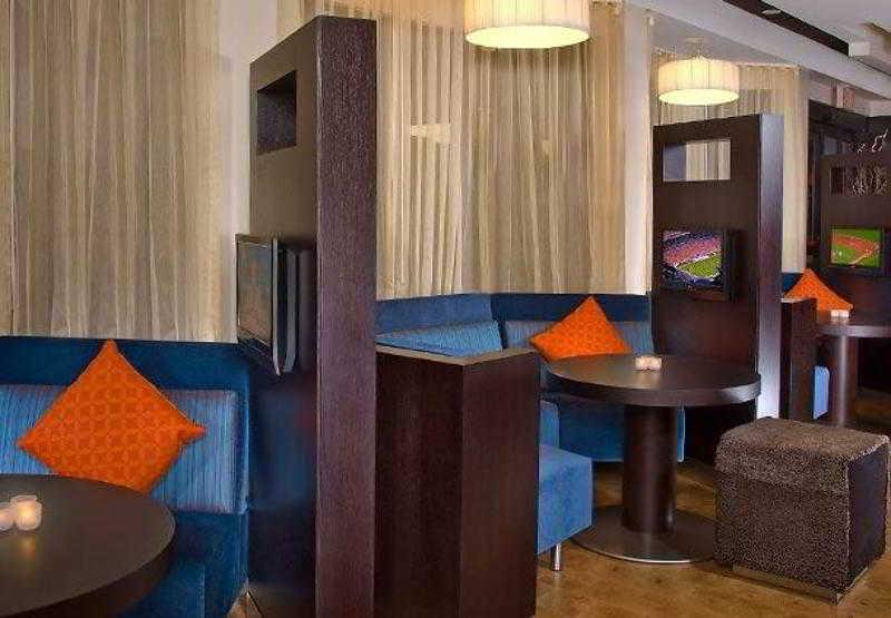 Hotel Courtyard By Marriott Springfield Restaurant photo