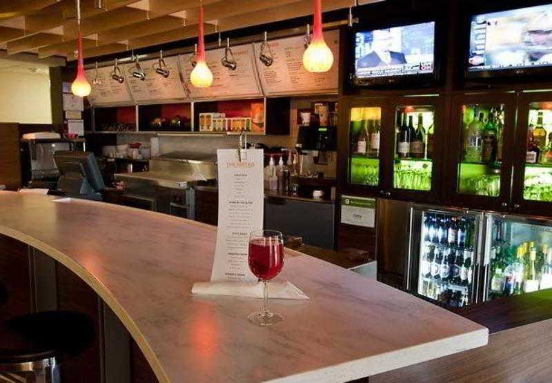 Hotel Courtyard By Marriott Springfield Restaurant photo